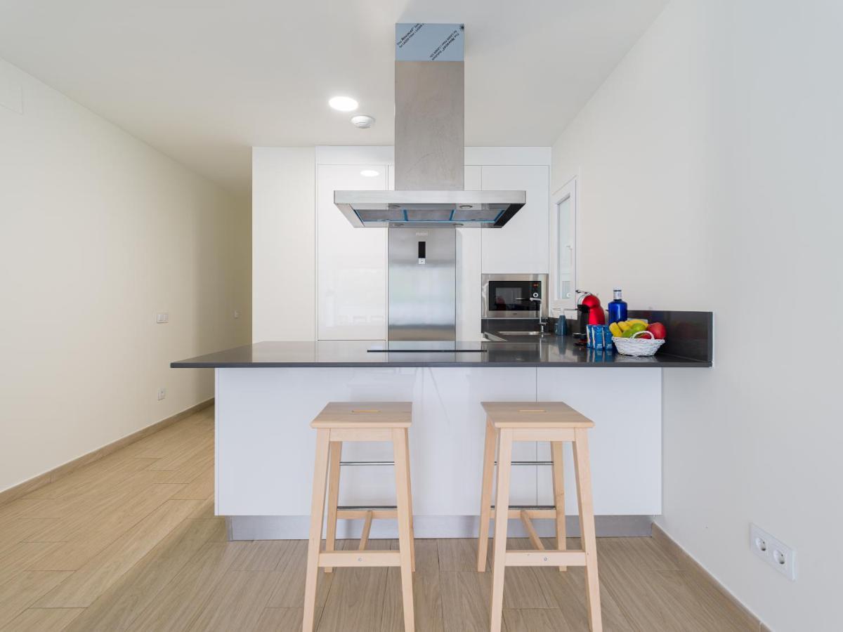 Homeforguest Modern Apartment In Las Canteras With Parking Las Palmas de Gran Canaria Ngoại thất bức ảnh