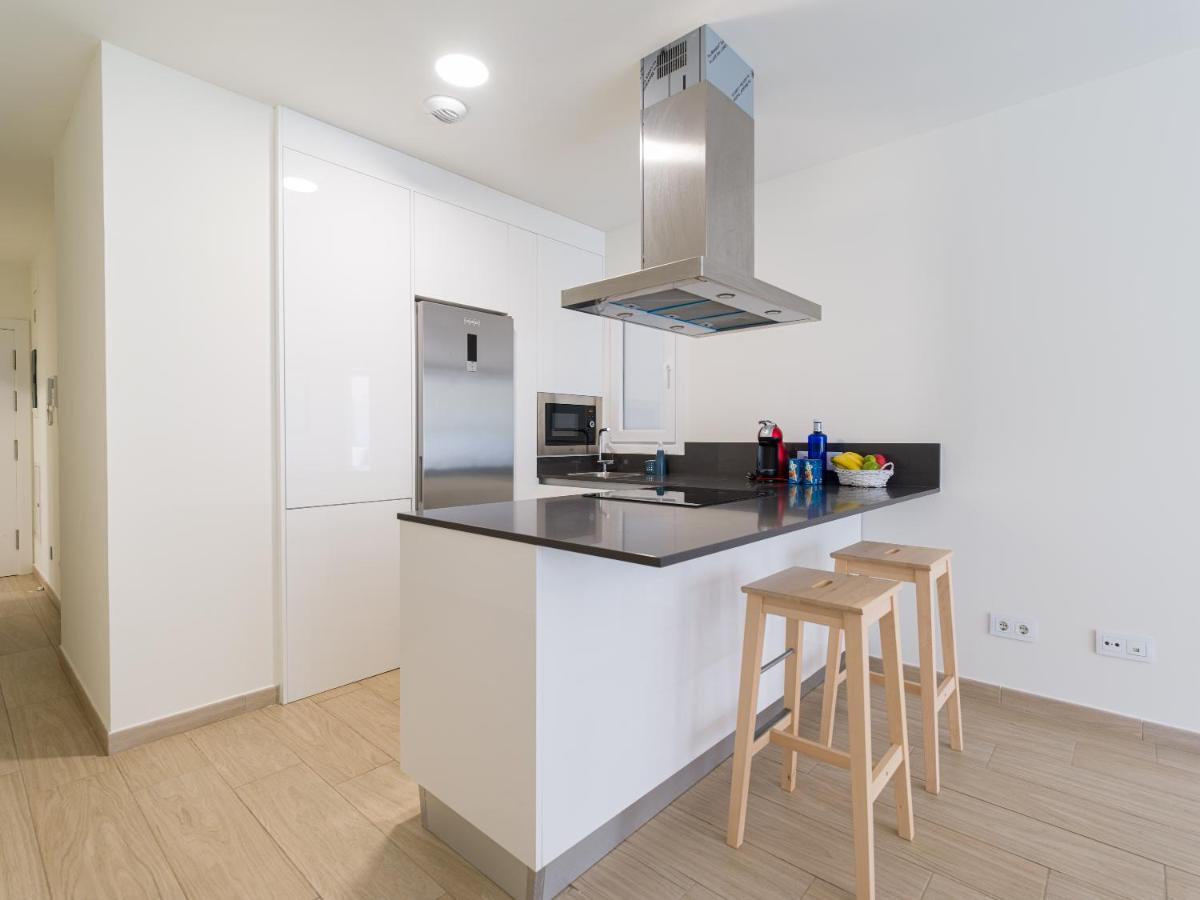 Homeforguest Modern Apartment In Las Canteras With Parking Las Palmas de Gran Canaria Ngoại thất bức ảnh